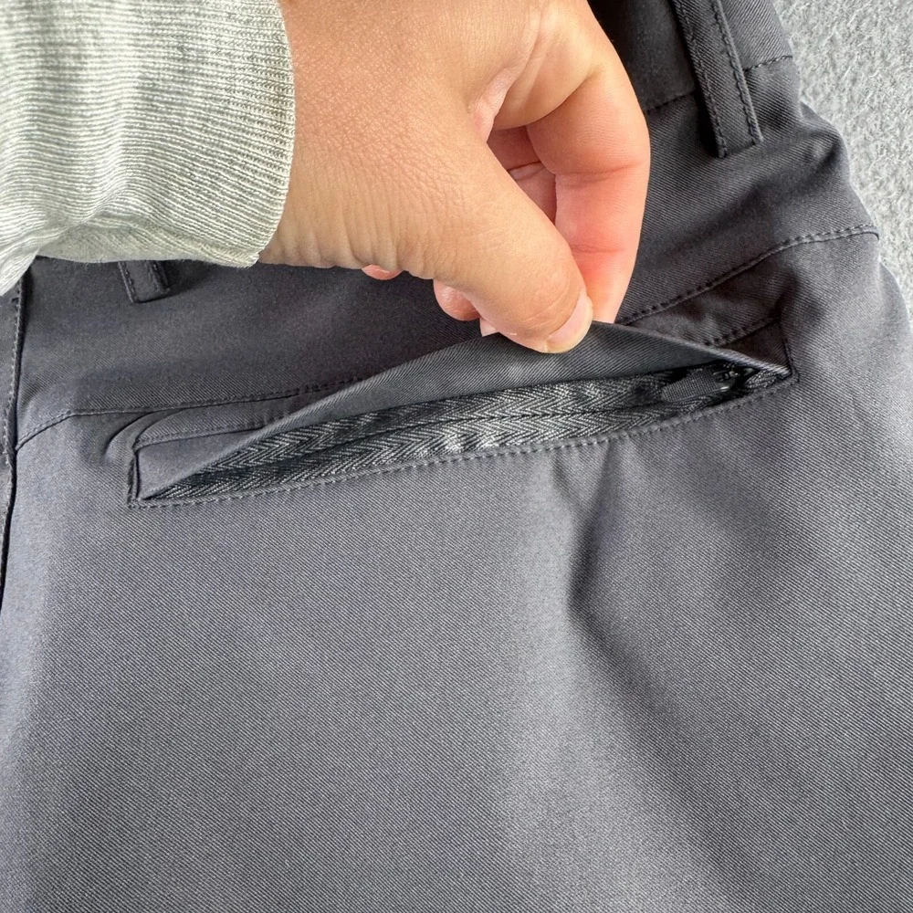 Marcus Pierce Pants Mens 31x30 (Fits 31x29) Renegade Gray Performance Chino